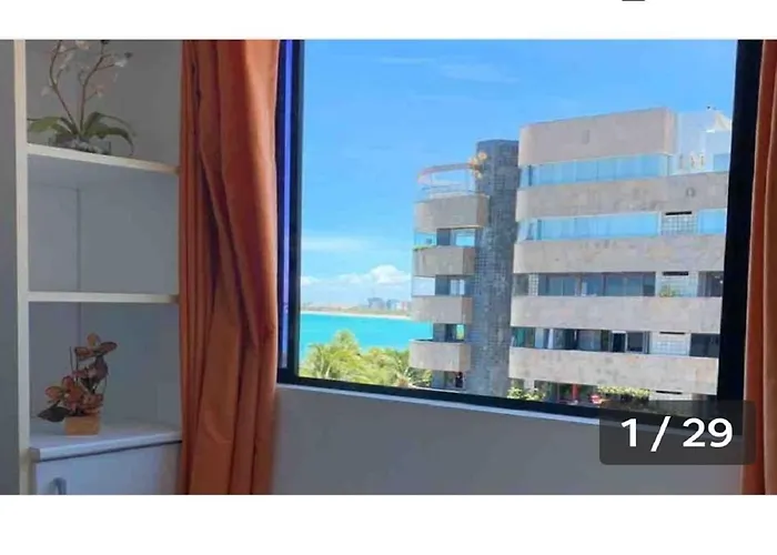 Duplex de 3 quartos a beira mar da Ponta Verde